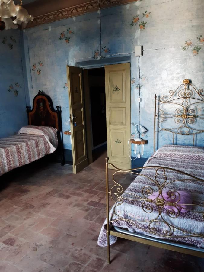 Palazzo Tuemi Apartment Castelplanio Bagian luar foto