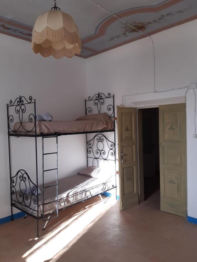 Palazzo Tuemi Apartment Castelplanio Bagian luar foto