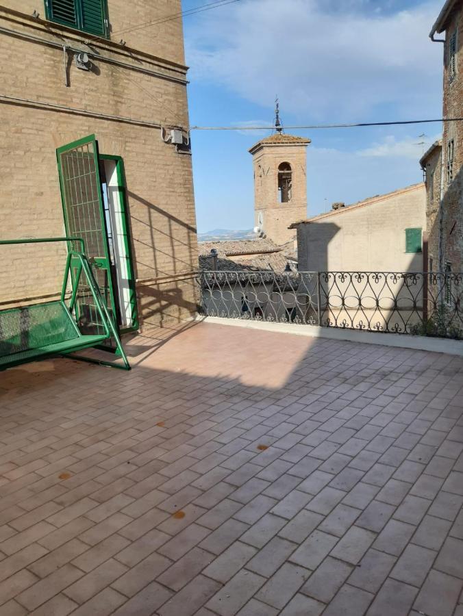 Palazzo Tuemi Apartment Castelplanio Bagian luar foto